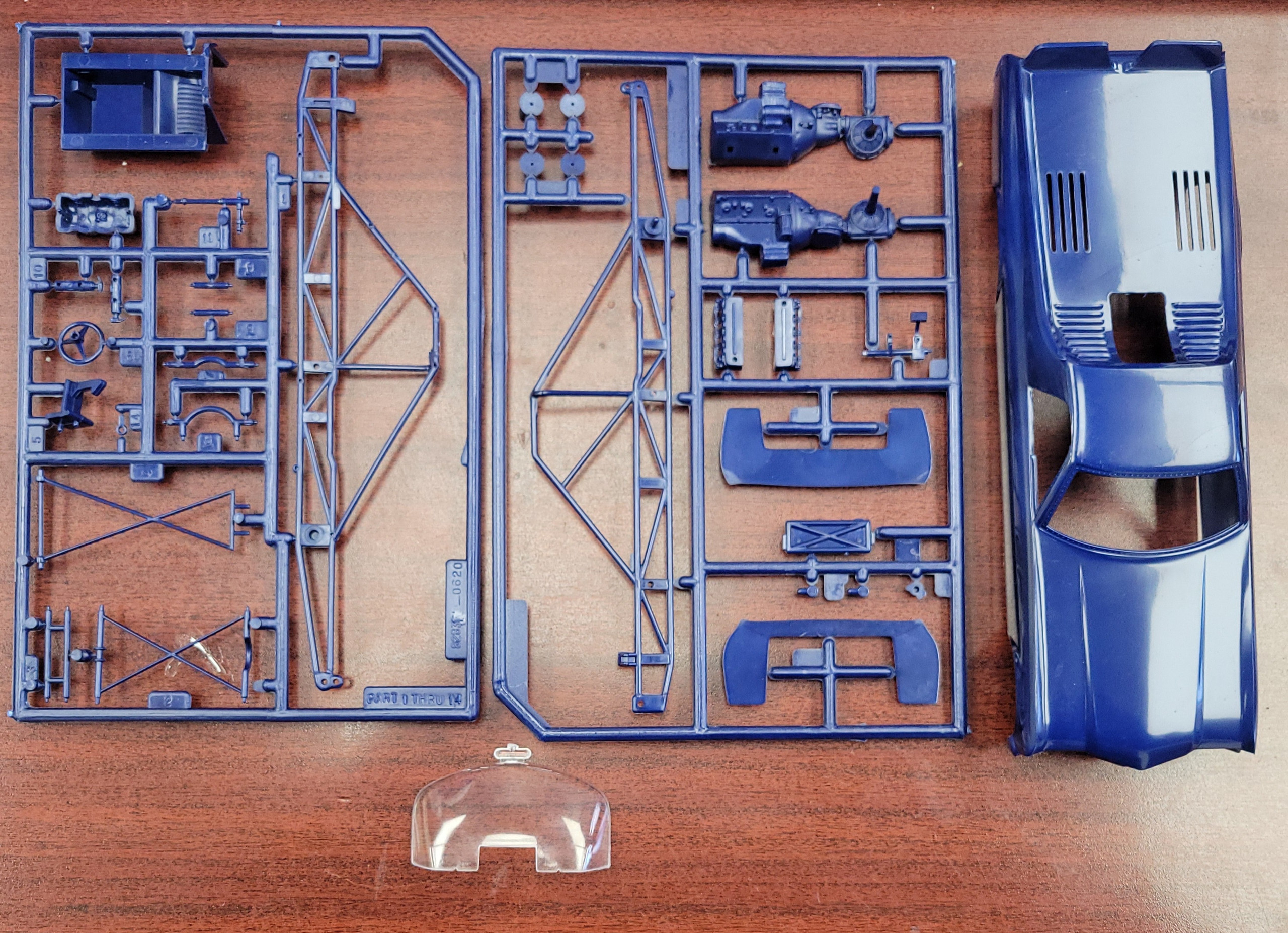 Archive Model Kits Discontinued - Bagged Shots - Atlantis Models