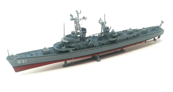 USS Forrest Sherman Destroyer Plastic Model Kit 1/320