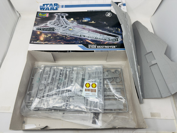 REPUBLIC STAR DESTROYER, OPEN BOX, REVELL