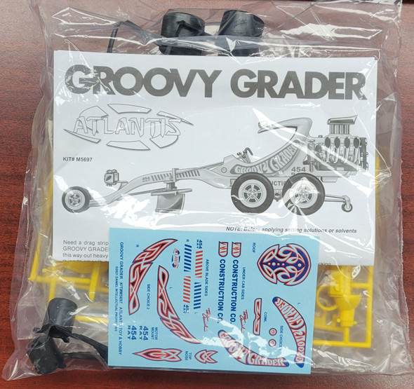 BAGGED KIT--Tom Daniel Groovy Grader Model Kit 1/24--NO BOX