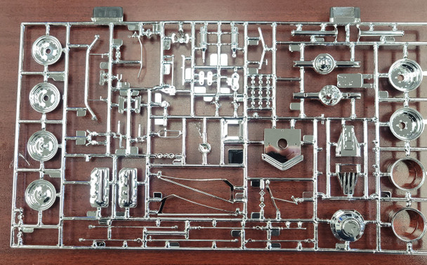 Funny Car 1:16 Chrome Tree Bagged Shot