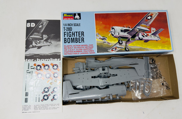 T-28D Fighter Bomber, 1/4 " scale, OPEN BOX, Monogram