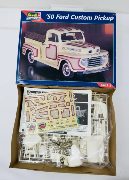 '50 FORD CUSTOM PICKUP, 1/25, OPEN BOX, REVELL MONOGRAM