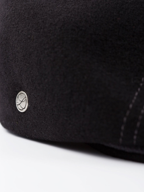 Laulhère Beret Style Cap Pin Details