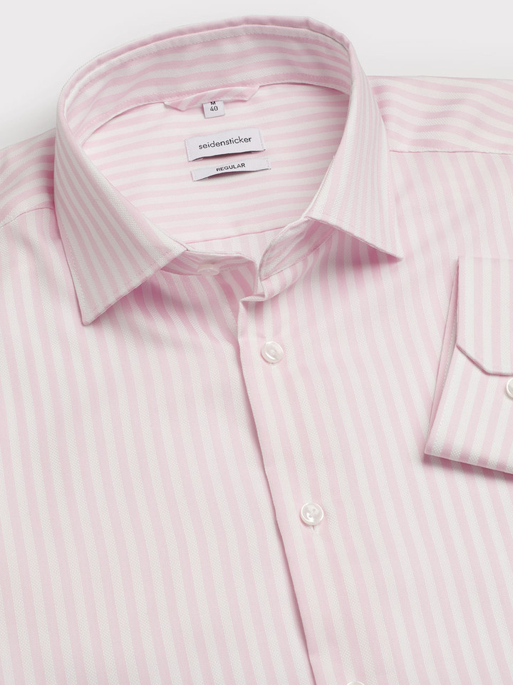 Men's Pink and White Stripe Seidensticker Long Sleeve Cotton Shirt collar Close Up