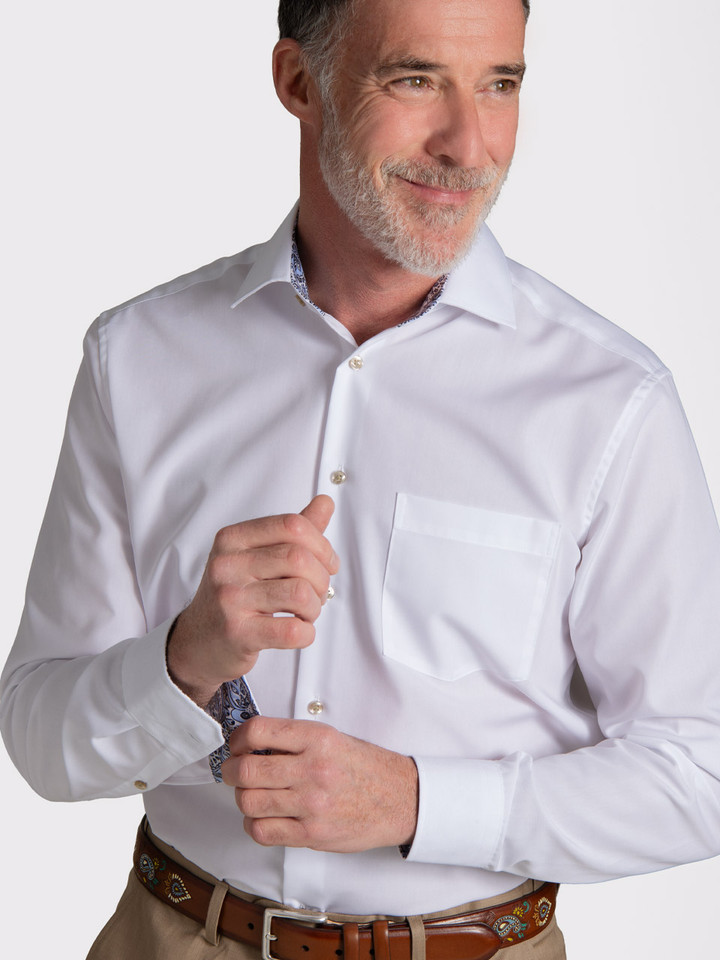 Model wears Mens White Seidensticker Long Sleeve Shirt