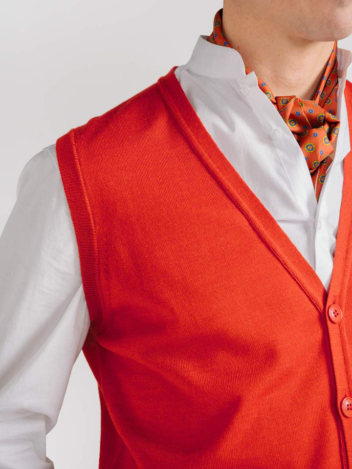 Spice Merino Waistcoat model 02