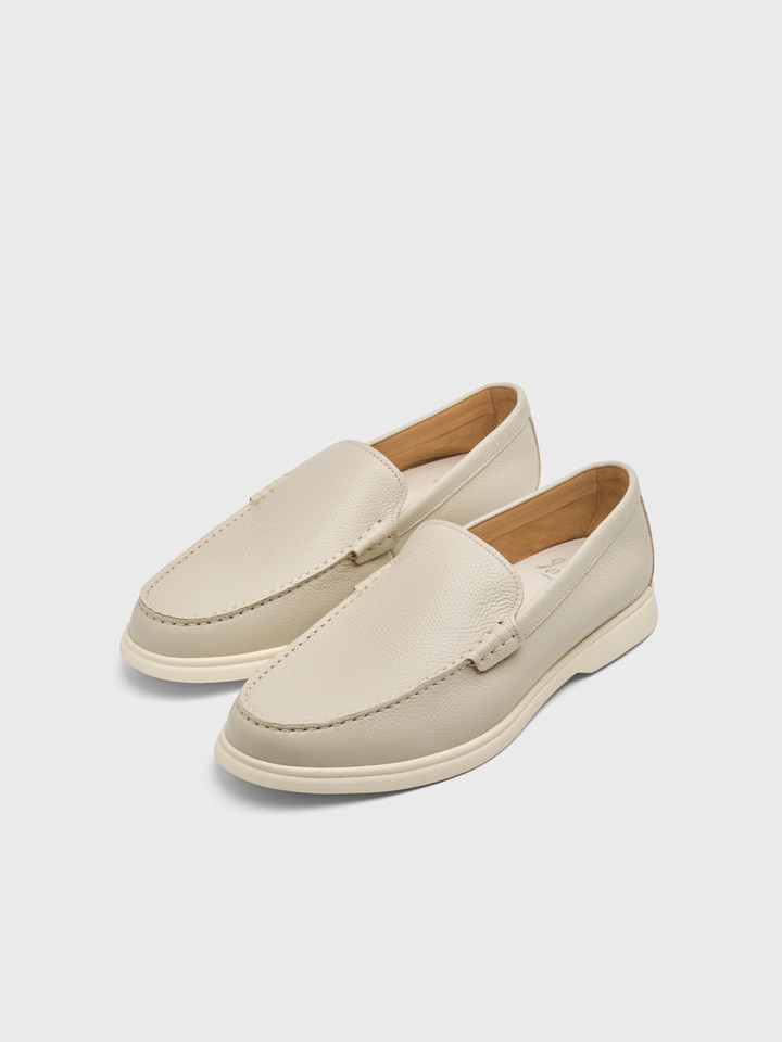 Leather Grain Loafers in Pearl