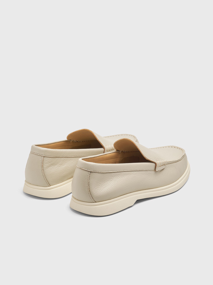 Leather Grain Loafers in Pearl