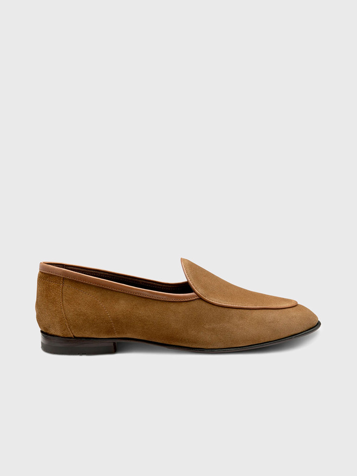 Loake Belgrave Suede Loafer in Chestnut