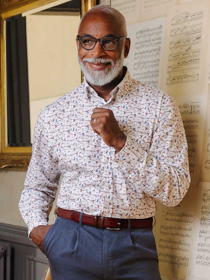 Mens Musical Print 100% Cotton Shirt on Model