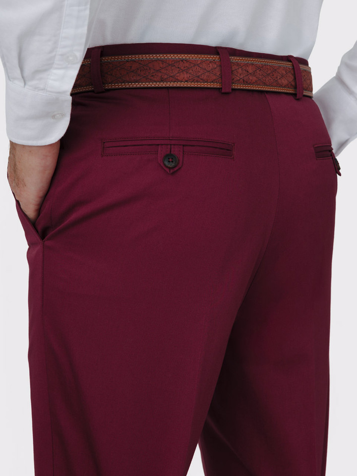 Mens Bordeaux Slim Fit Elevated Chinos on Model
