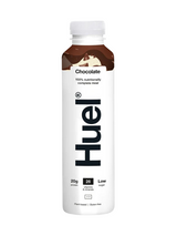 Huel Chocolate Ready-to-Drink – a vegan, gluten-free meal in a bottle with 400kcal, 20g protein, fibre, and 26 essential vitamins & minerals.