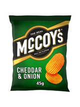 Bold cheddar cheese & sharp onion flavour on crispy ridge‑cut potatoes — creamy, savoury treat.