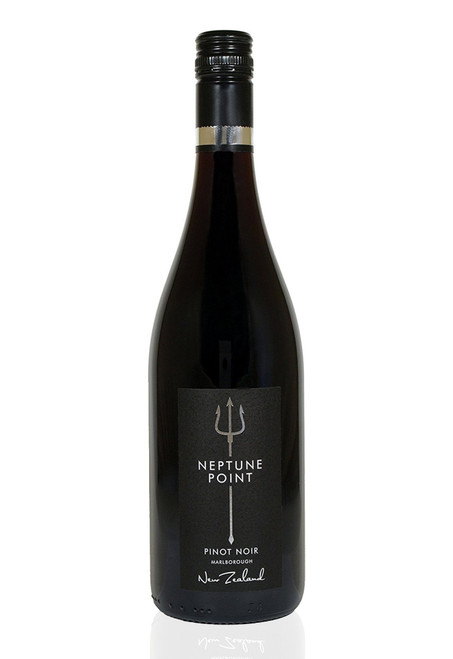Neptune Point Pinot Noir – 75cl. Smooth, fruity red wine with cherry, raspberry, and soft spice notes. Light-bodied and easy drinking.