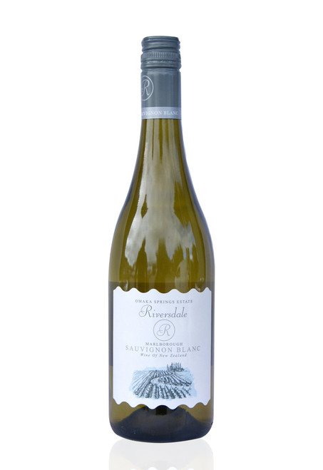 Riversdale Marlborough Sauvignon Blanc – 1 × 75 cl. Fresh New Zealand Sauvignon with citrus, tropical fruit, and herbaceous notes. Vegan-friendly and ideal for seafood or by-the-glass service.