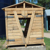 covered feed hutch for horses