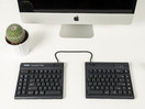 Kinesis Freestyle2 Blue Wireless Ergonomic Keyboard for Mac (20" Extended Separation)