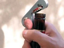 GrabOpener Gropener: Grab Opener for Bottles