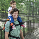 SaddleBaby Shoulder Carrier pack model