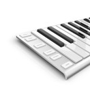 Artesia Pro XKey 25 USB Ultra-slim Controller Keyboard - White