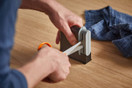 Fiskars 1005137 Scissors Sharpener, 3.5 x 10.2 x 9.8 cm, Orange | Scissors sharpener right-handed users - 1