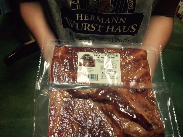 New Rind New - Old Tyme Rind On Bacon - Hermann Wurst Haus