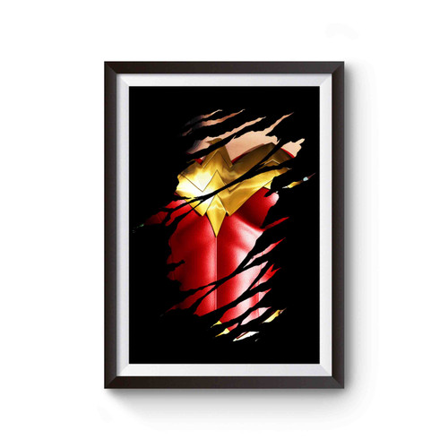 Wonder Women Chest Poster