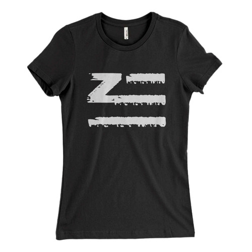 These are Zhu Logo Brush Classic Oriental Women T Shirt that are cute tied to the side or paired with a cardigan or jacket for a more styled look. So comfy and classic, they are sure to make your vacation extra magical.