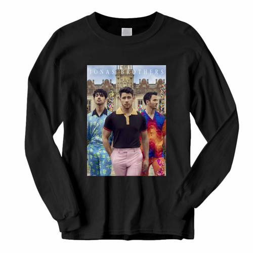 This classic fit Jonas Brothers Sucker Long Sleeve Shirt is casually elegant and very comfortable. With fine quality print to make one stand out, it's a perfect fit for every occasion.