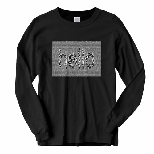 This classic fit Joy Division Unknown Pleasure Hello Words Long Sleeve Shirt is casually elegant and very comfortable. With fine quality print to make one stand out, it's a perfect fit for every occasion.
