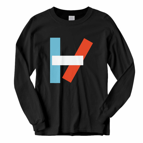 This classic fit Twenty One Pilots Classic Logo Long Sleeve Shirt is casually elegant and very comfortable. With fine quality print to make one stand out, it's a perfect fit for every occasion.