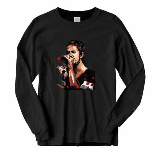 This classic fit Who I Am Singer Long Sleeve Shirt is casually elegant and very comfortable. With fine quality print to make one stand out, it's a perfect fit for every occasion.