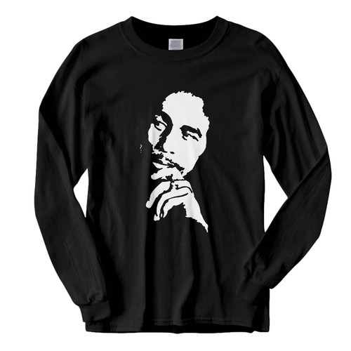 This classic fit Bob Marley Fresh Best Long Sleeve Shirt is casually elegant and very comfortable. With fine quality print to make one stand out, it's a perfect fit for every occasion.