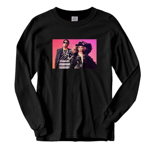 This classic fit Jay Z And Beyonce's On The Run Tour Fresh Best Long Sleeve Shirt is casually elegant and very comfortable. With fine quality print to make one stand out, it's a perfect fit for every occasion.