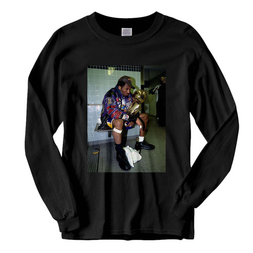 This classic fit Sad Kobe Bryant Trophy Fresh Best Long Sleeve Shirt is casually elegant and very comfortable. With fine quality print to make one stand out, it's a perfect fit for every occasion.
