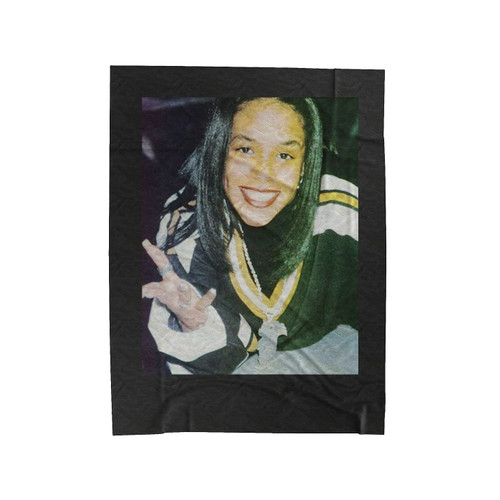 Aaliyah Cute Smile Singer Velveteen Blanket