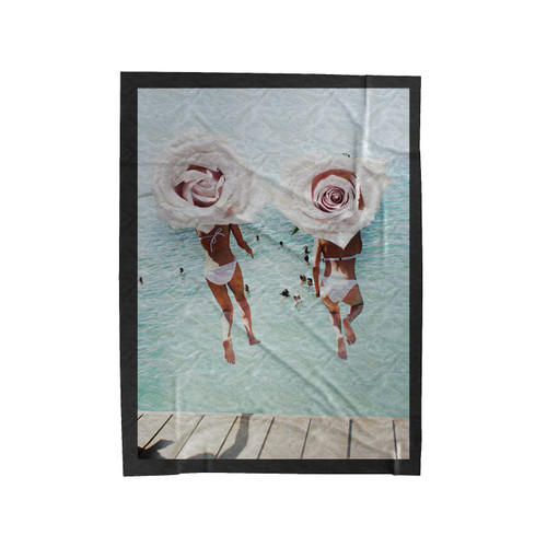 Catch Me If You Can Flower Velveteen Blanket