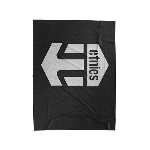 Etnis Logo Parodi Velveteen Blanket