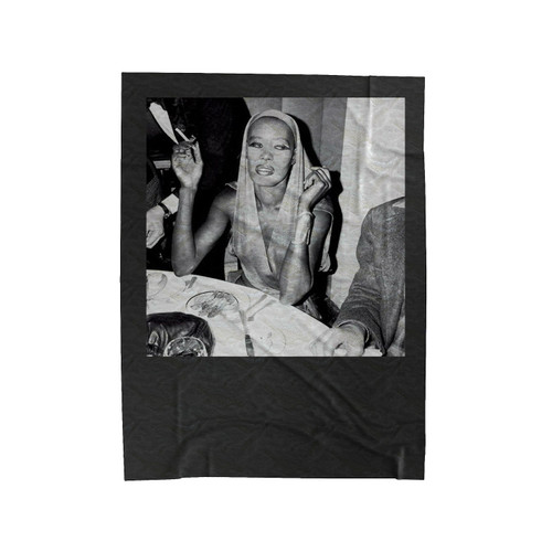 Grace Jones Fashion Model Pop New Wave Fashion Icon Velveteen Blanket
