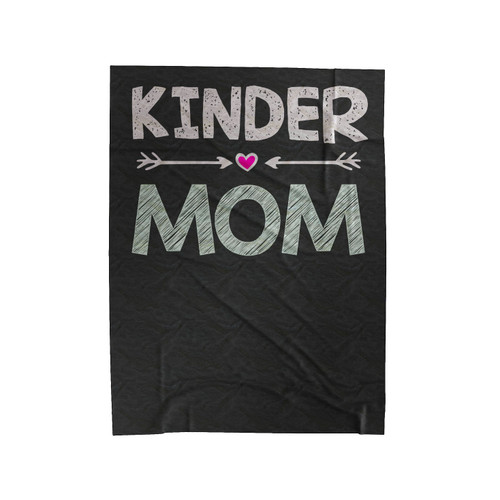 Kinder Mom Kindergarten Velveteen Blanket