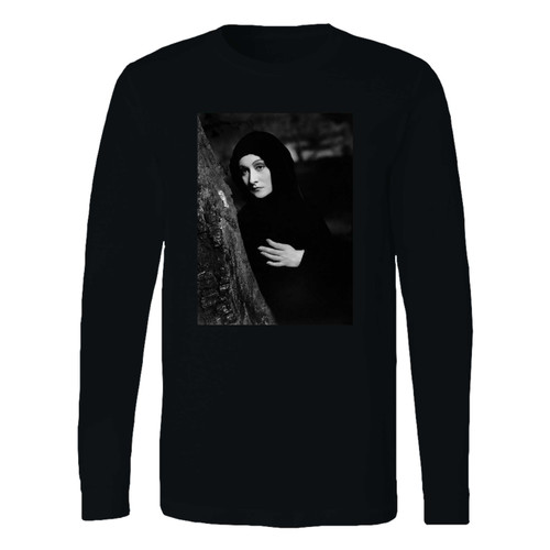 This classic fit gloria holden draculas daughter long sleeve shirt is casually elegant and very comfortable. With fine quality print to make one stand out, it's a perfect fit for every occasion.