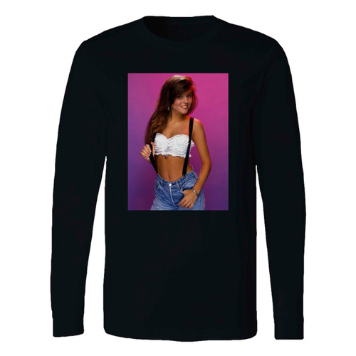 This classic fit saved by the bell kelly kapowski long sleeve shirt is casually elegant and very comfortable. With fine quality print to make one stand out, it's a perfect fit for every occasion.