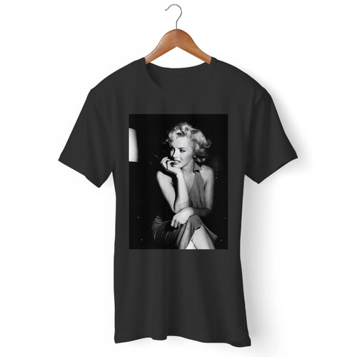 Marilyn Monroe Biting Nails Men T Shirt