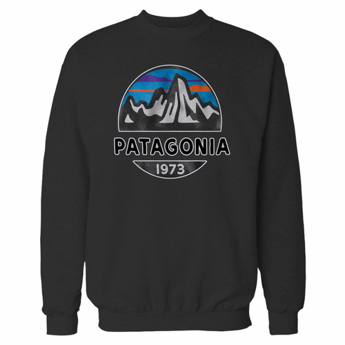 Your patagonia mountains retro 1970s crewneck sweatshirt just got an update. This super comfortable and lighter weight crewneck will become your favorite go-to sweatshirt. The cozy spandex cuffs and waistband make this pill-resistant sweatshirt a fan favorite.And your group will look and feel their best in this premium ringspun cotton crew.
