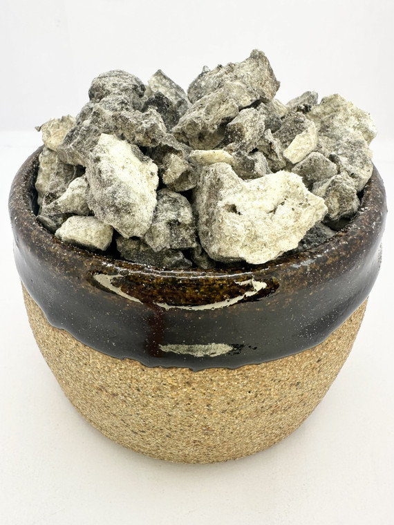 Peruvian Black Copal Resin, Copal Negro 1 oz