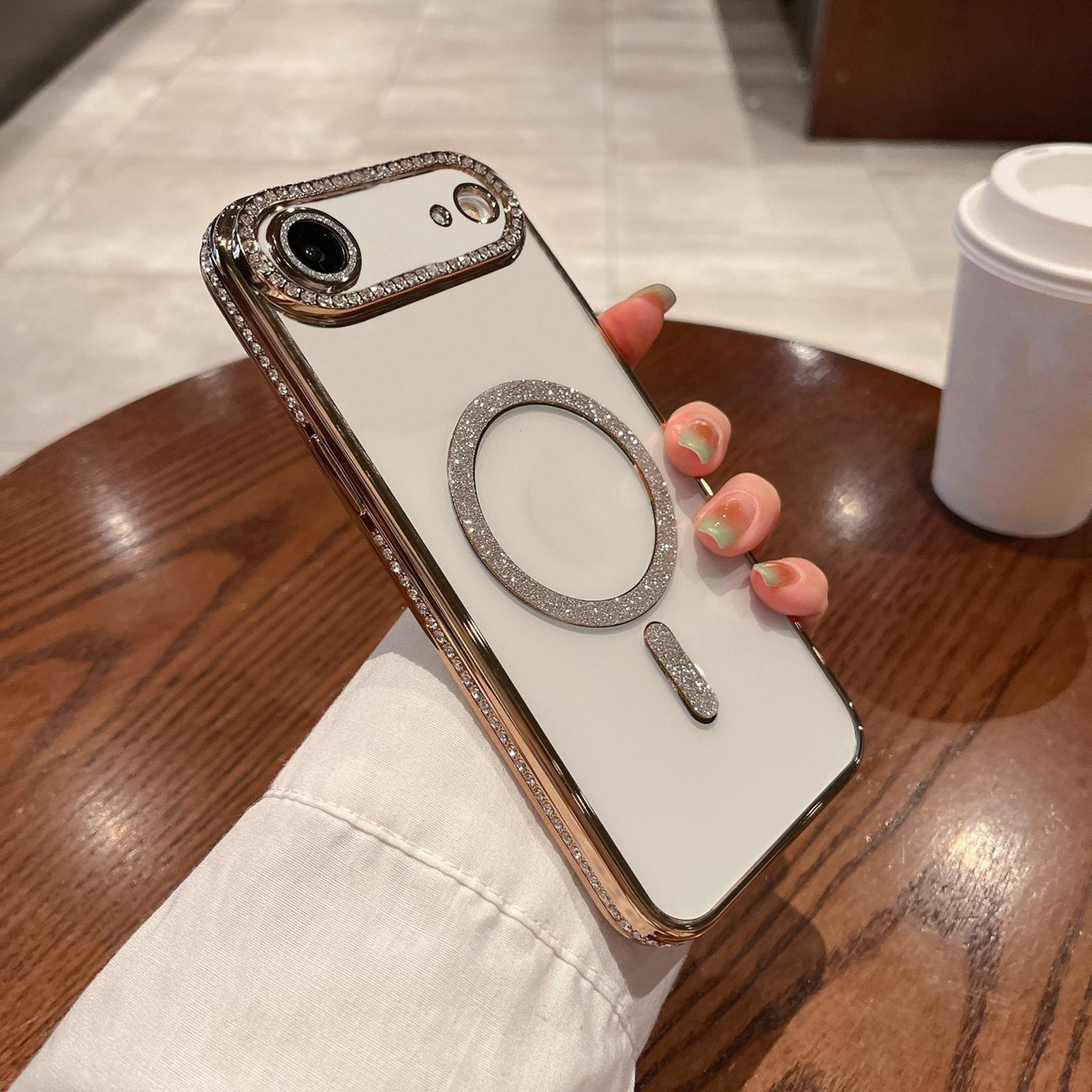 Apple iPhone AIR ゴールド MagSafeケース付き SYA002436524F__45450.