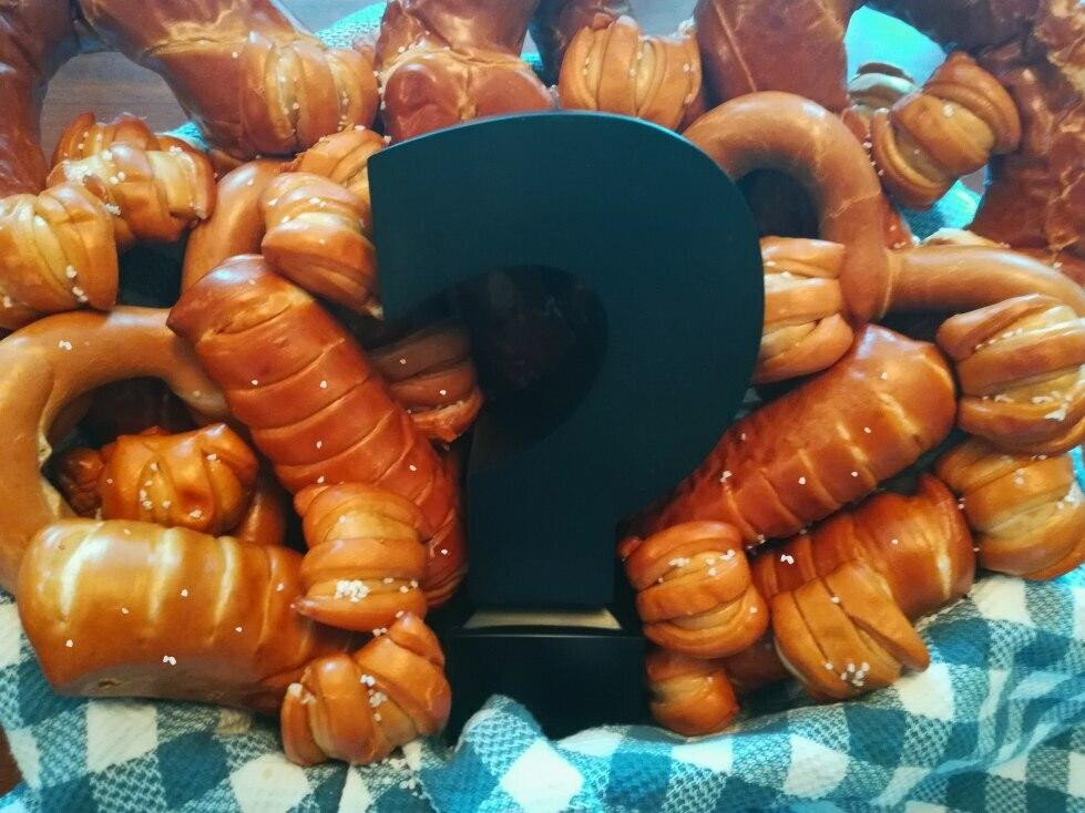 Bulk Pretzels (160 oz)