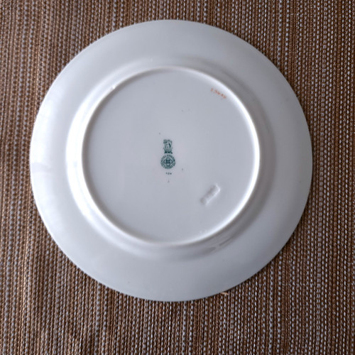 ROYAL DOULTON Old English Coaching Scenes Salad Plate 7"