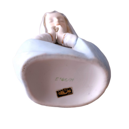 6" INARCO Madonna Praying Head Vase Japan